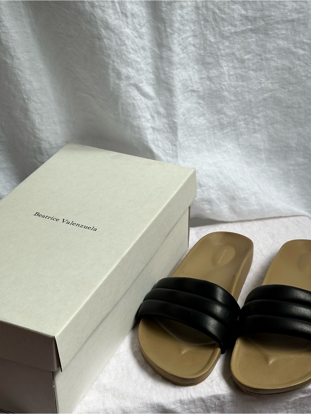 Beatrice Valenzuela Sandalia in Black Sz 9, Quiet Luxury, Summer Staple